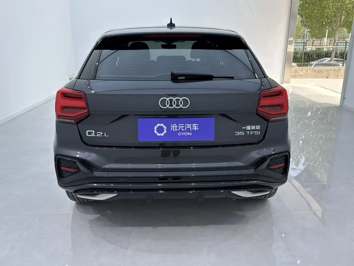 AUDI Q2L