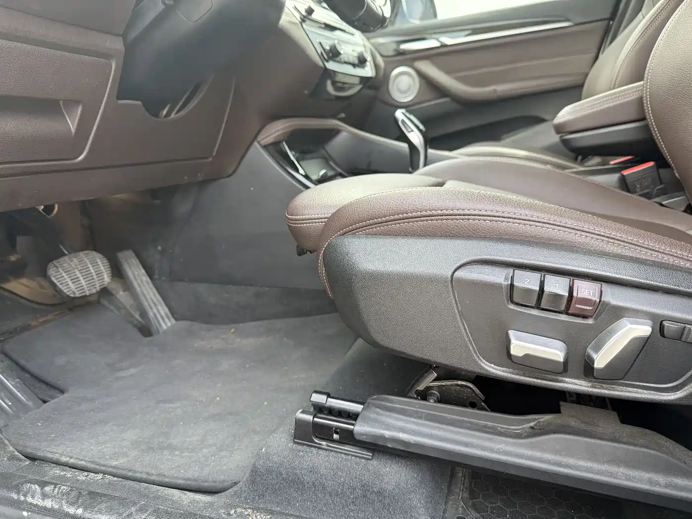 BMW X1 2021 xDrive25Li Exclusive фото 15