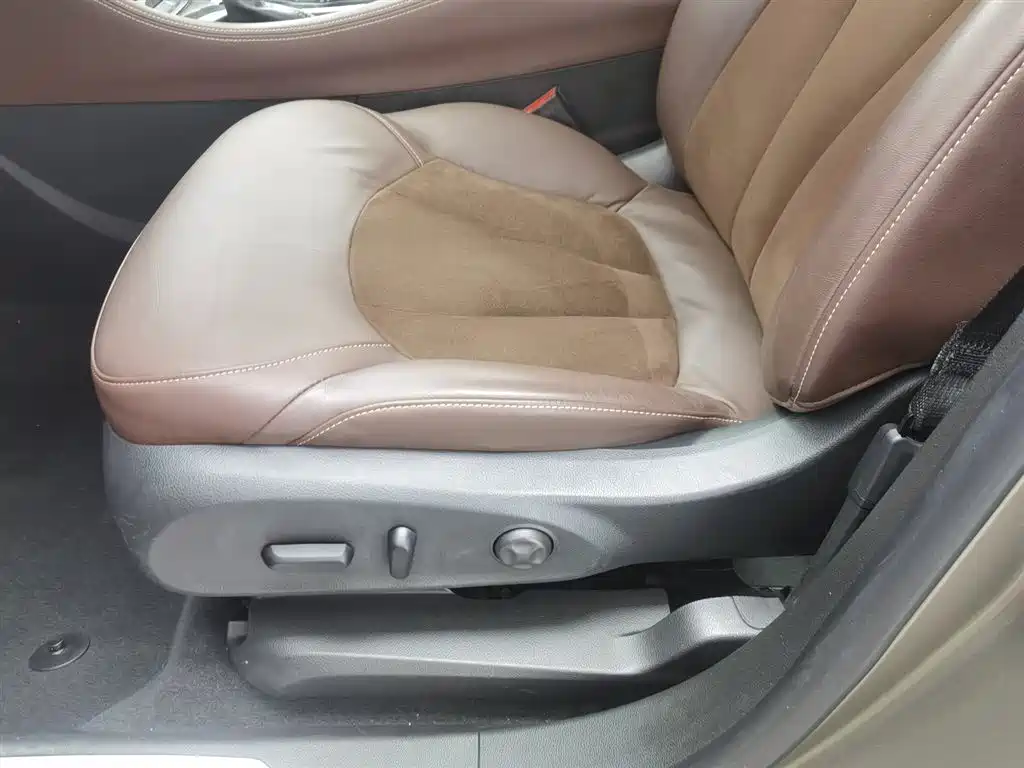 Buick Envision Plus 2016 20T 2WD Elite фото 20