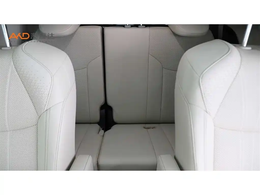 Toyota Granvia 2024 2.5L Hybrid Flagship ULTRA фото 9