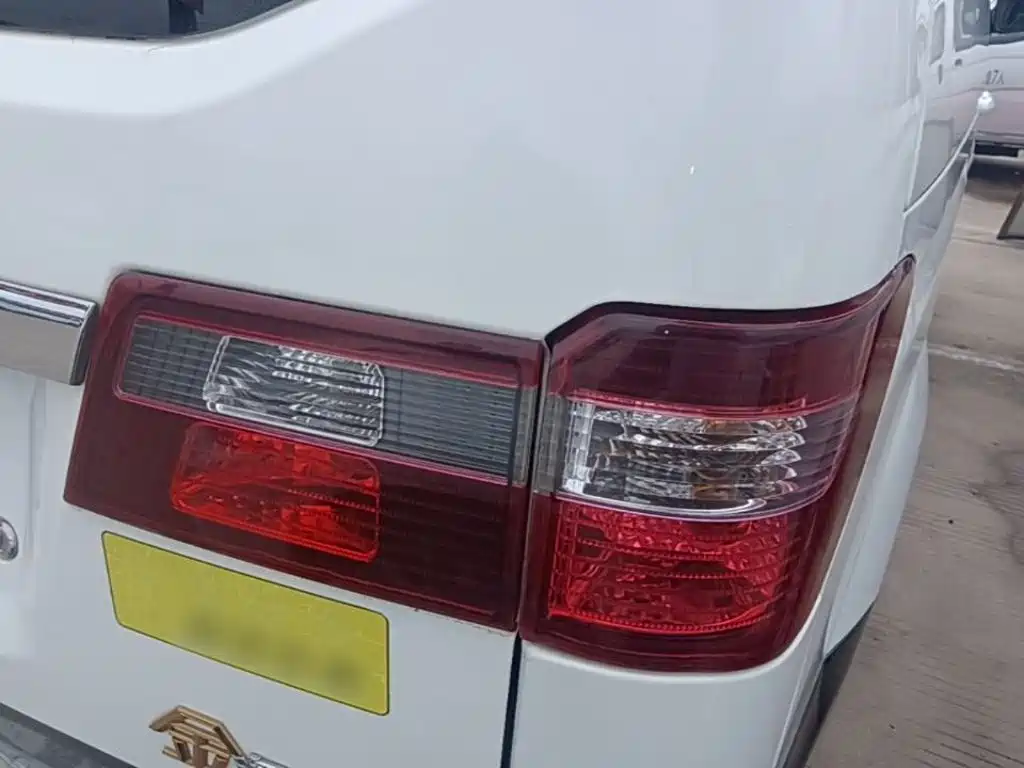 Jinbei Golden Sea Lion M Classic 2022 2022 1.5L Travel Lion Passenger Van 6-seater