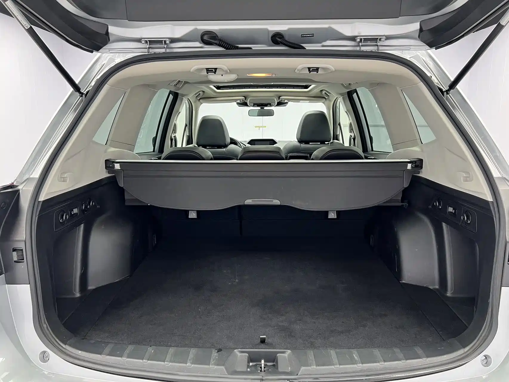 Photo 17 - Subaru Forester