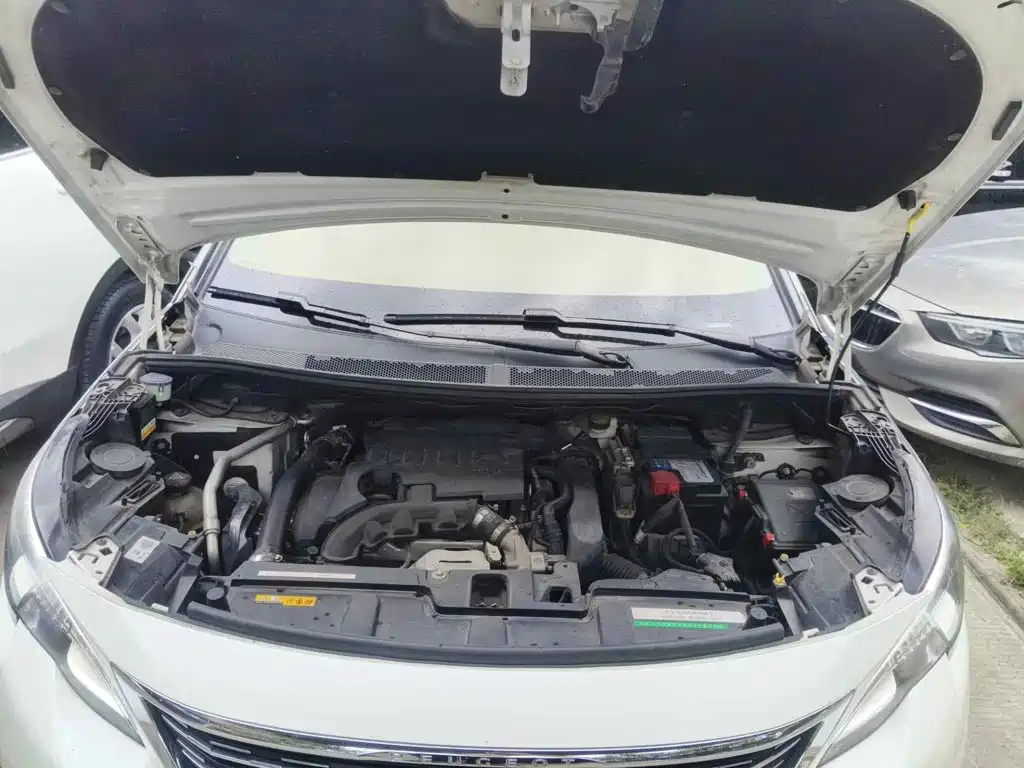 Peugeot 5008 2018 2017 350THP 5-Seat Elite Edition