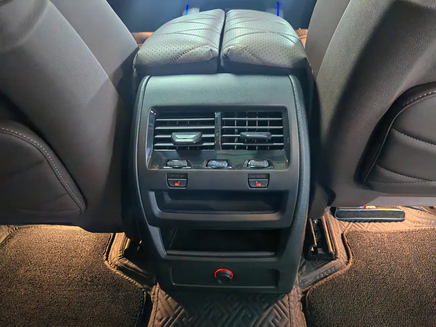 BMW X5 2026 2026 xDrive 30Li Luxury M Sport Night Edition Package