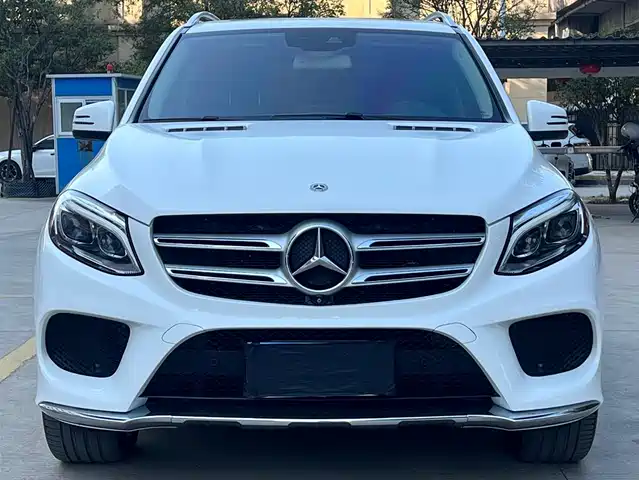 MERCEDES-BENZ GLE