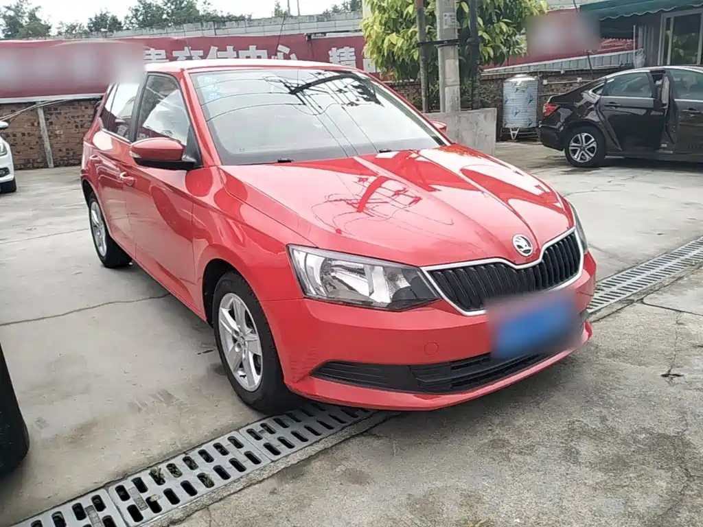 Škoda Fabia 2017 2017 1.4L Manual Car Enjoy Edition