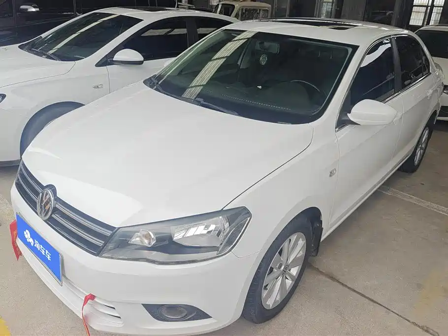 Volkswagen Jetta 2015 1.4L Manual Comfort