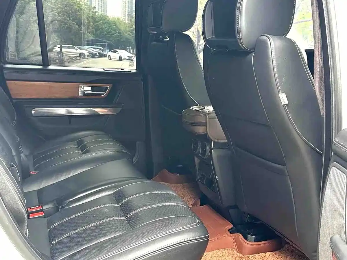 Land Rover Range Rover Sport 2012 5.0 NA V8 HSE фото 11