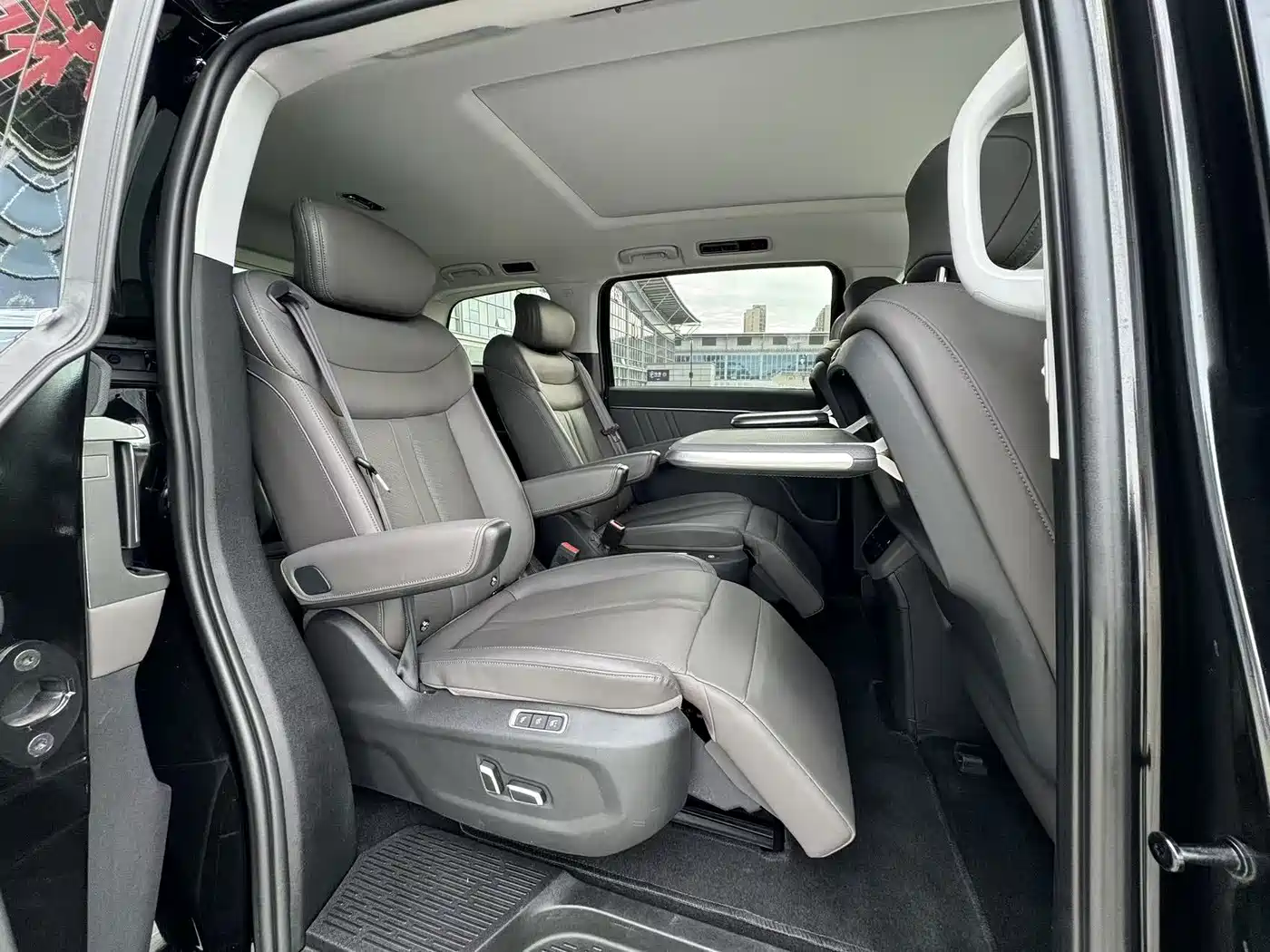 SAIC MAXUS EVERYONE 7