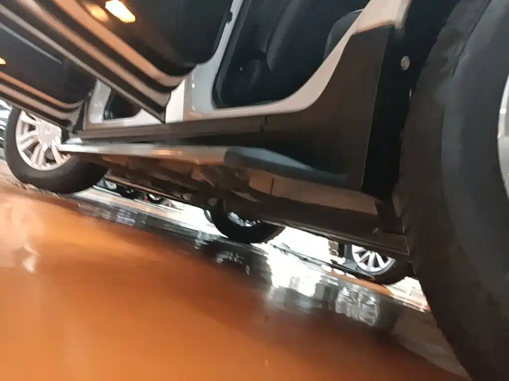 Фото 22 - Cadillac SRX