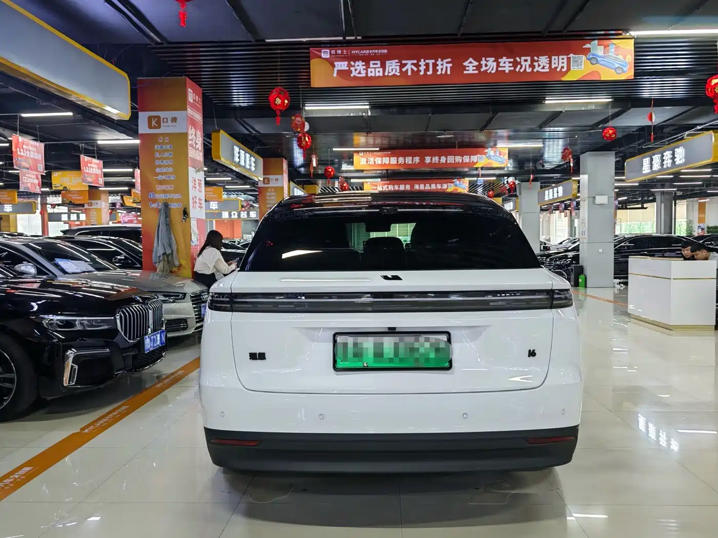 Li Auto i6 2026 2025 2WD Base Model