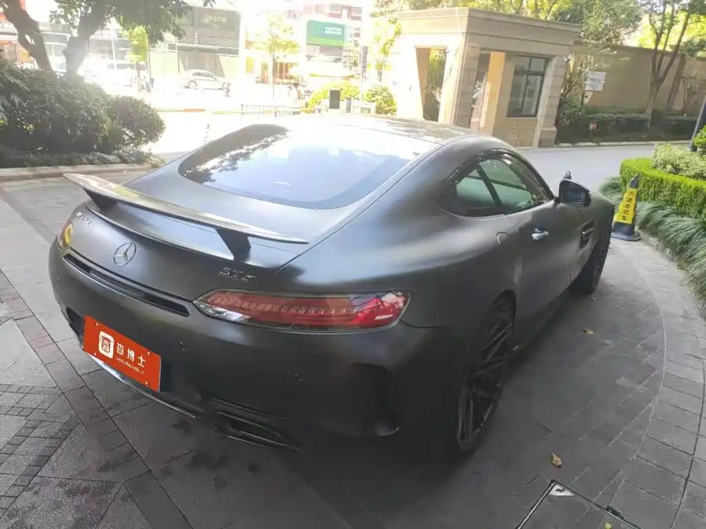 Photo 2 - Mercedes-Benz AMG GT