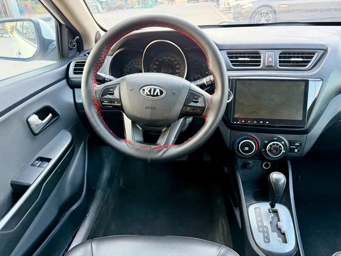 Kia K2 2011 Sedan 1.4L AT GLS фото 9