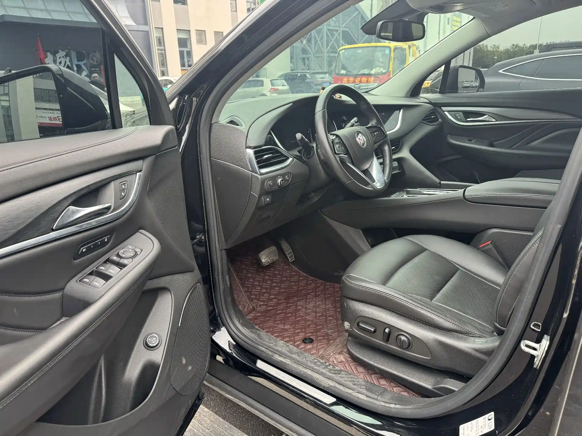 Photo 3 - Buick Enclave