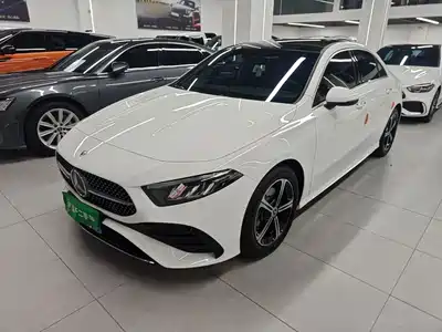 Mercedes-Benz A