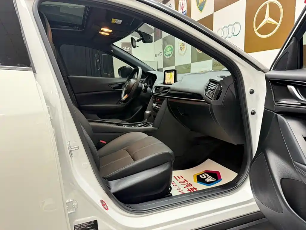 Mazda CX-4 2023 2021 2.0L Auto FWD Skyactiv Explorer Edition
