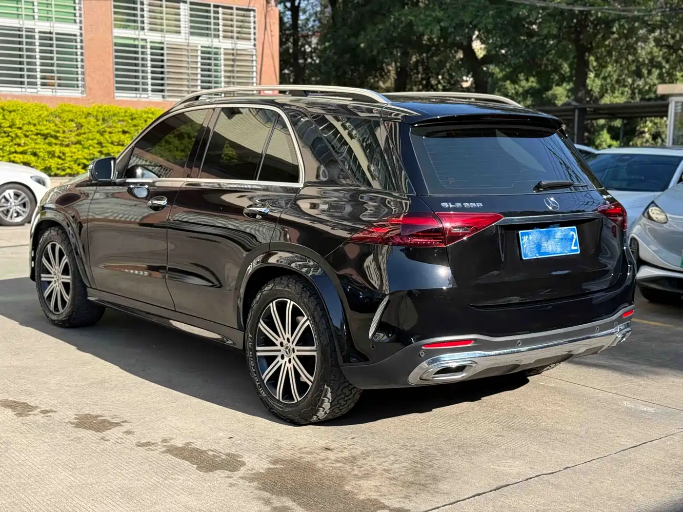 Mercedes-Benz GLE 2025 GLE 350 4MATIC Fashion фото 3