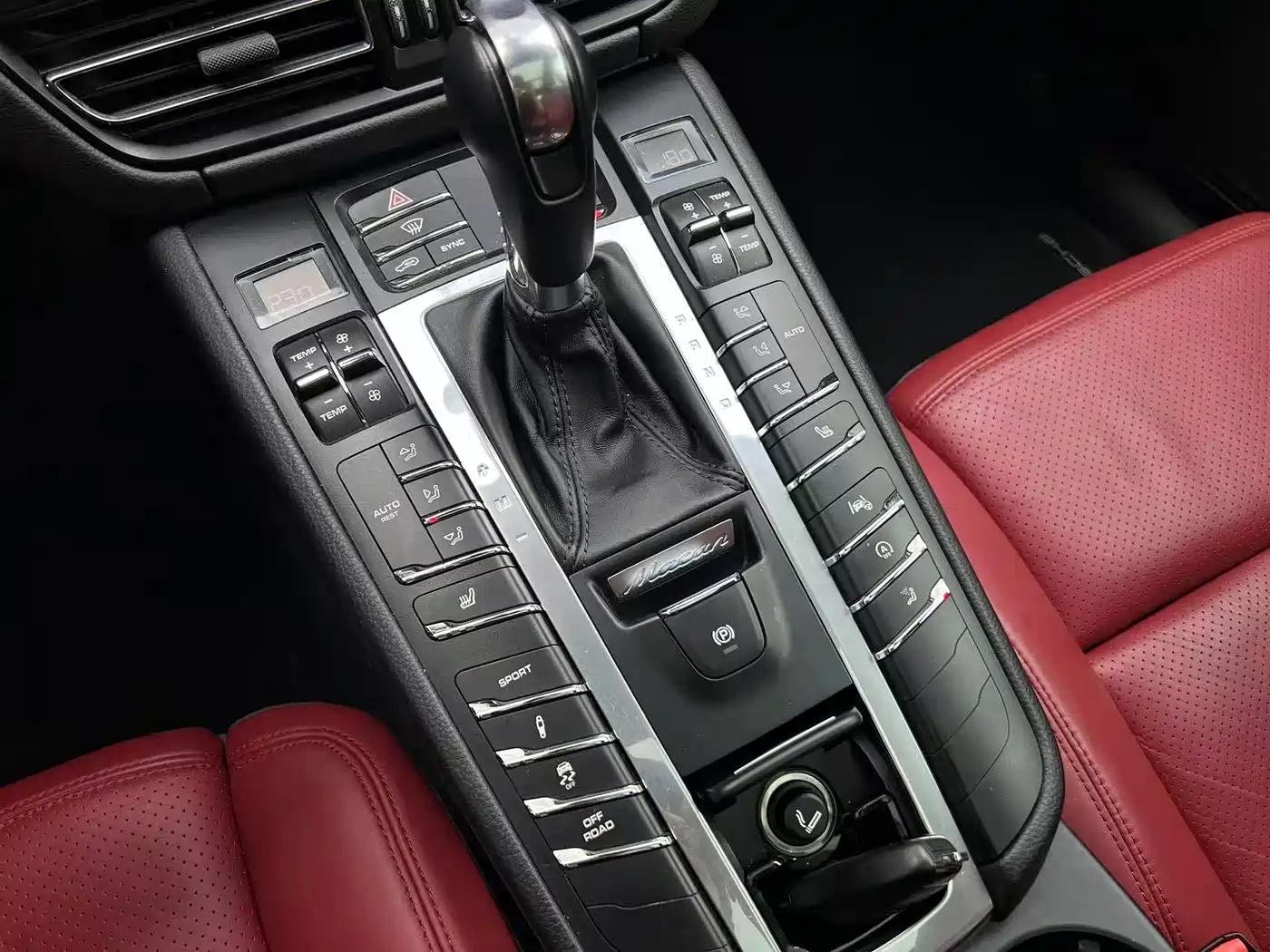 Porsche Macan 2018 Macan 2.0T фото 12