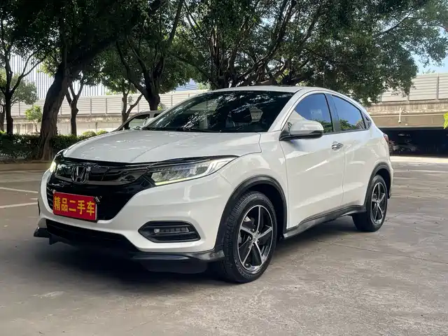 Honda Vezel 1.5L CVT, Люкс