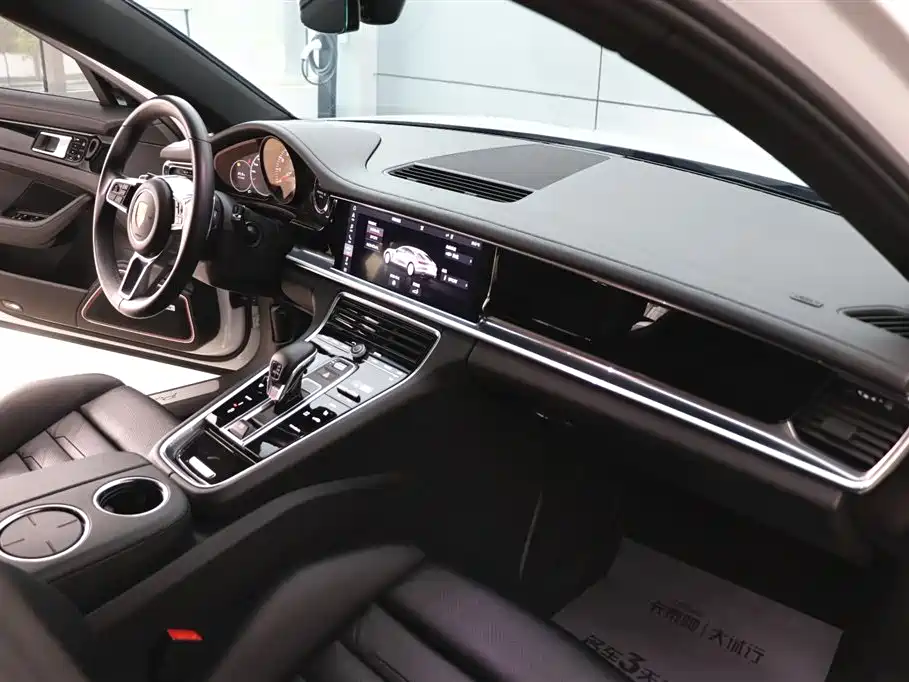 Porsche Panamera 2019 Panamera Executive Long Wheelbase 2.9T фото 23