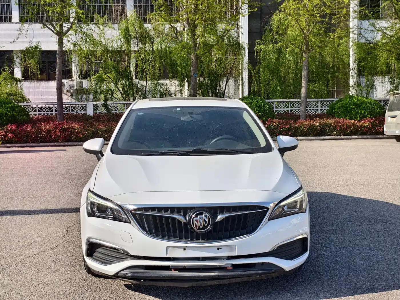 Buick Verano 2018 Sedan 15S Automatic Leading фото 2