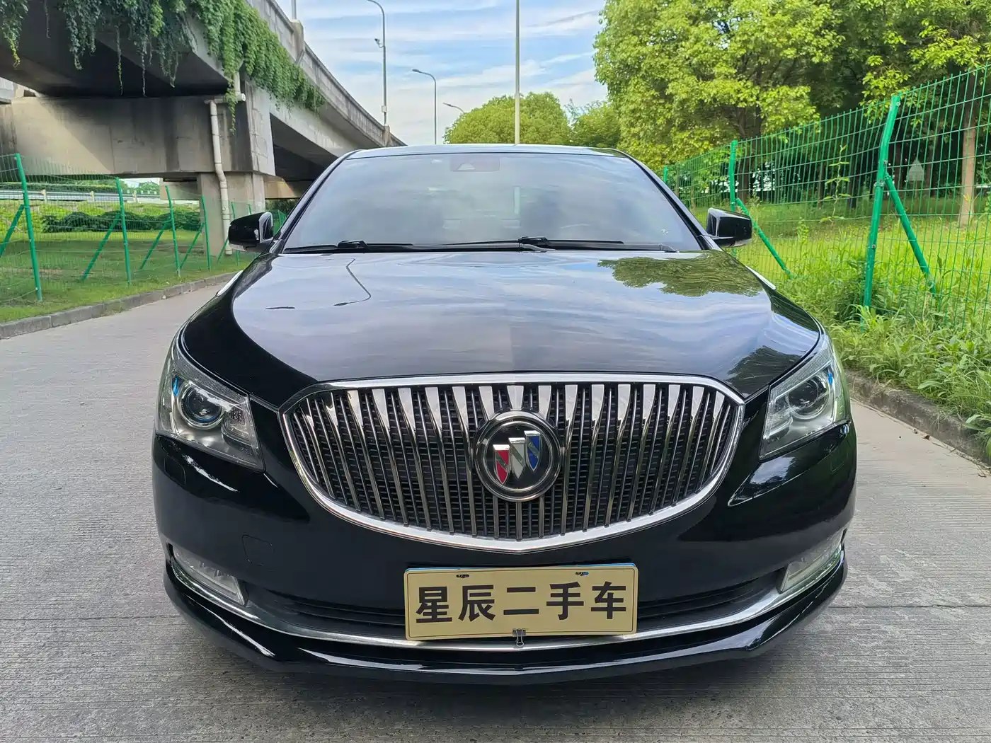 Фото 2 - Buick LaCrosse