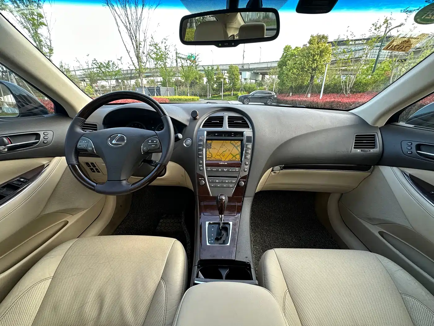 Lexus ES 2010 350 Luxury Edition фото 8