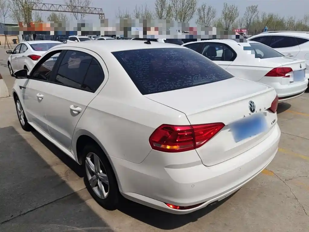 Volkswagen Lavida 2017 1.6L Automatic Trend Edition фото 5
