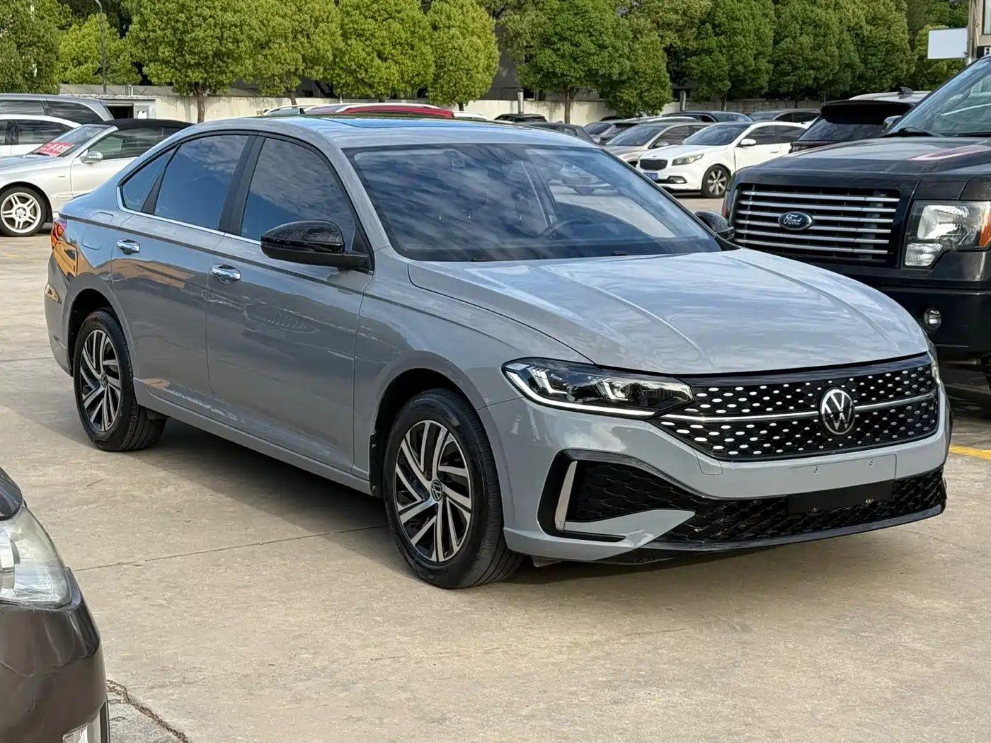 Volkswagen Lavida 2023 280TSI DSG Starlight Comfort Edition фото 3
