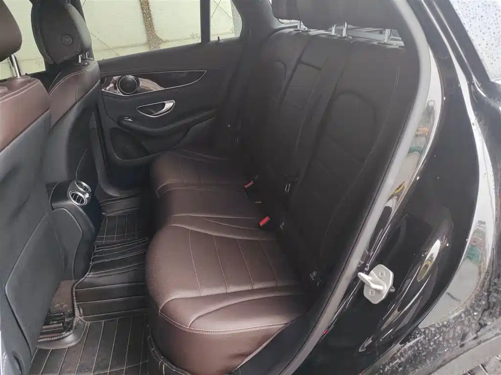Mercedes-Benz GLC 2016 GLC 260 4MATIC Luxury фото 13