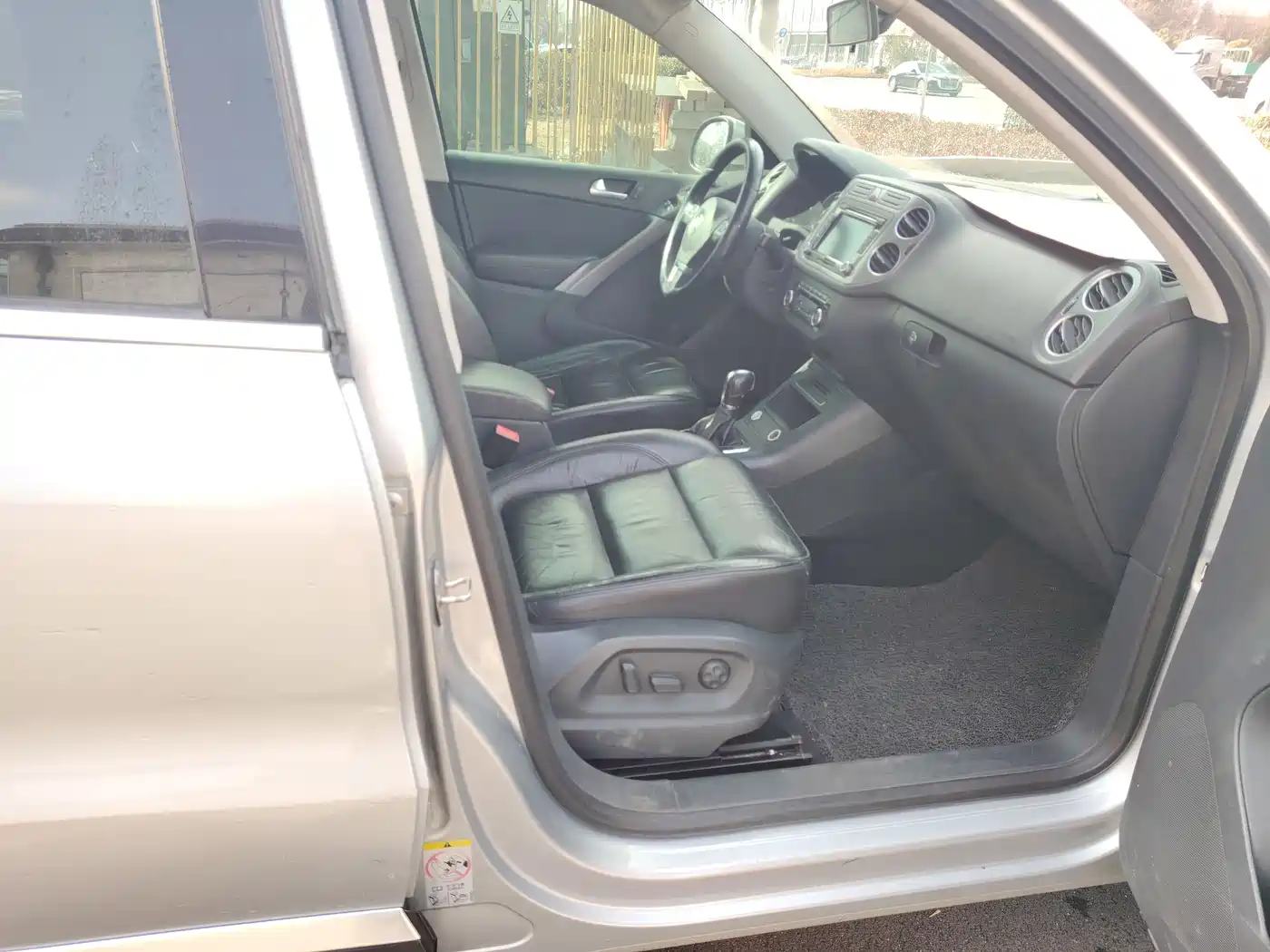 Volkswagen Tiguan 2012 1.8TSI Automatic 2WD Elite Edition фото 18