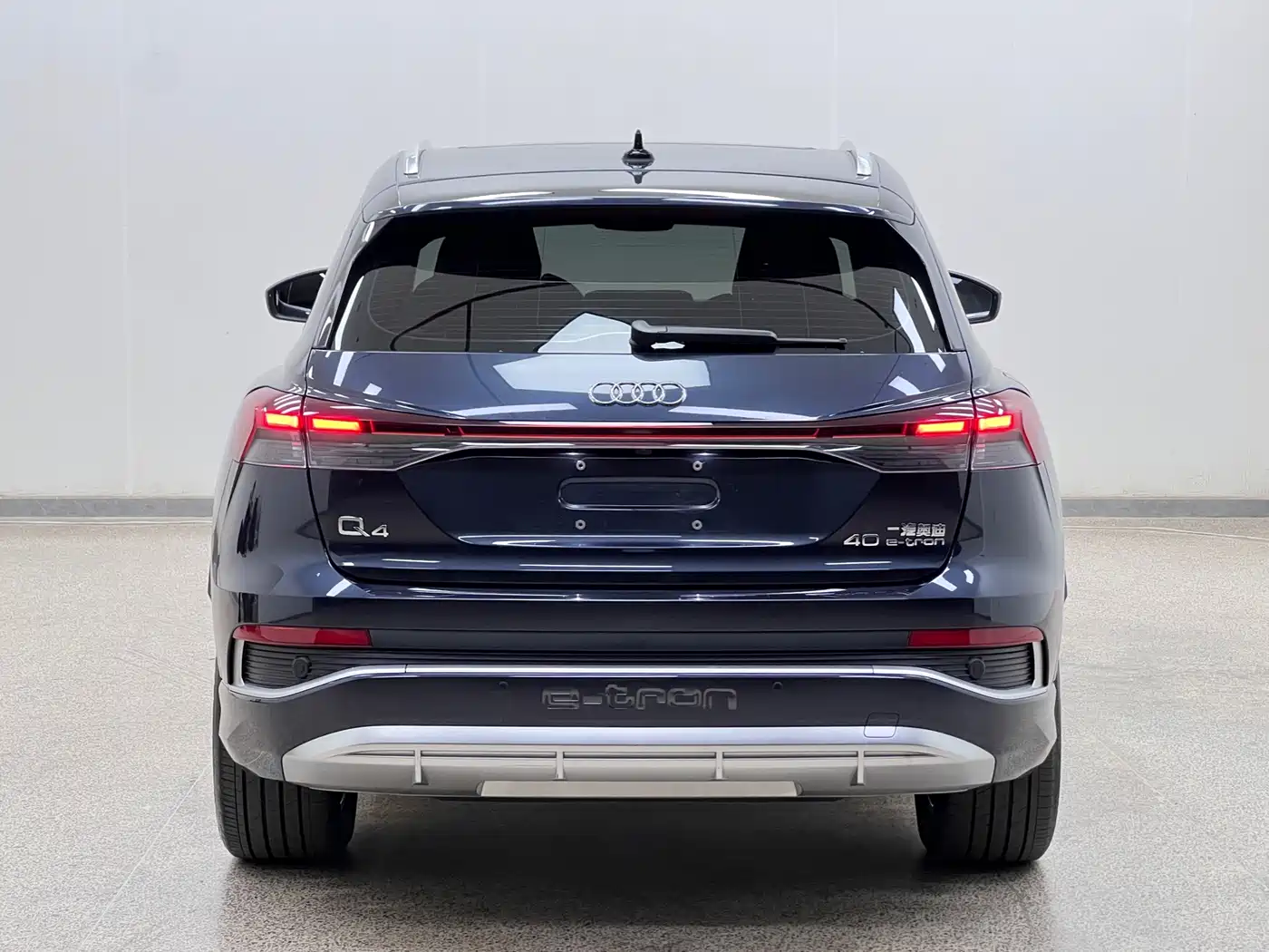 Audi Q4 e-tron 2023 2022 40 e-tron Pioneer Edition