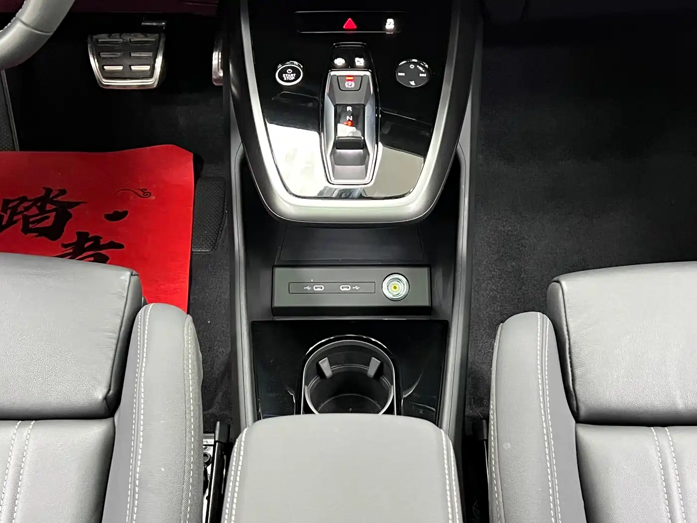 Audi Q4 e-tron 2023 2022 40 e-tron Pioneer Edition