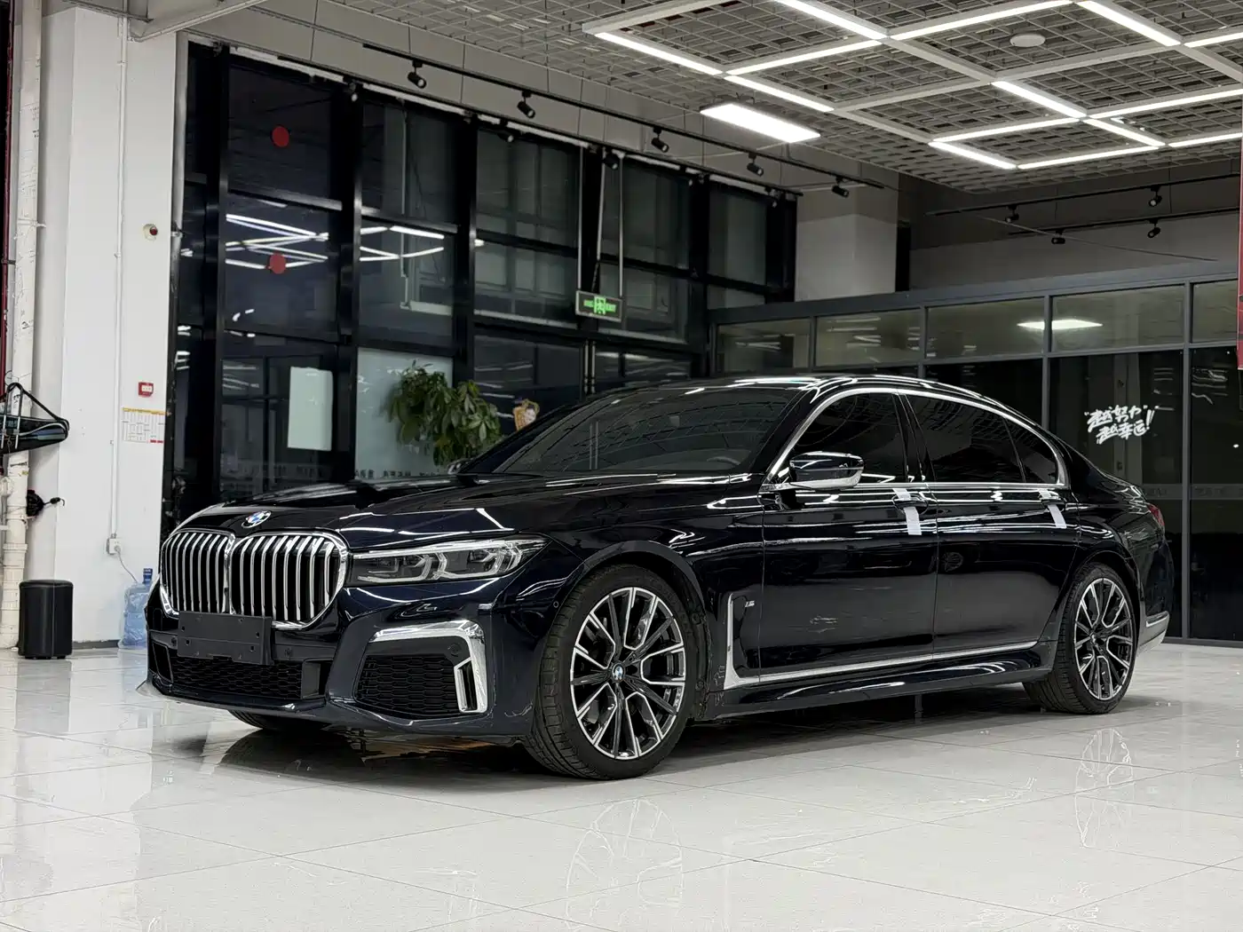 BMW 7 Series 2021 Model 740Li Leading M Sport Package