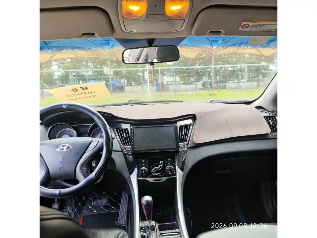 Фото 5 - Hyundai Sonata