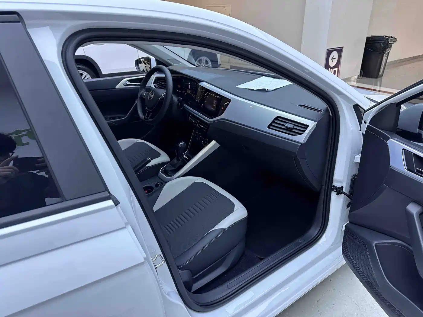 Volkswagen Polo 2023 2023 Plus 1.5L Automatic Colorful Tech Edition