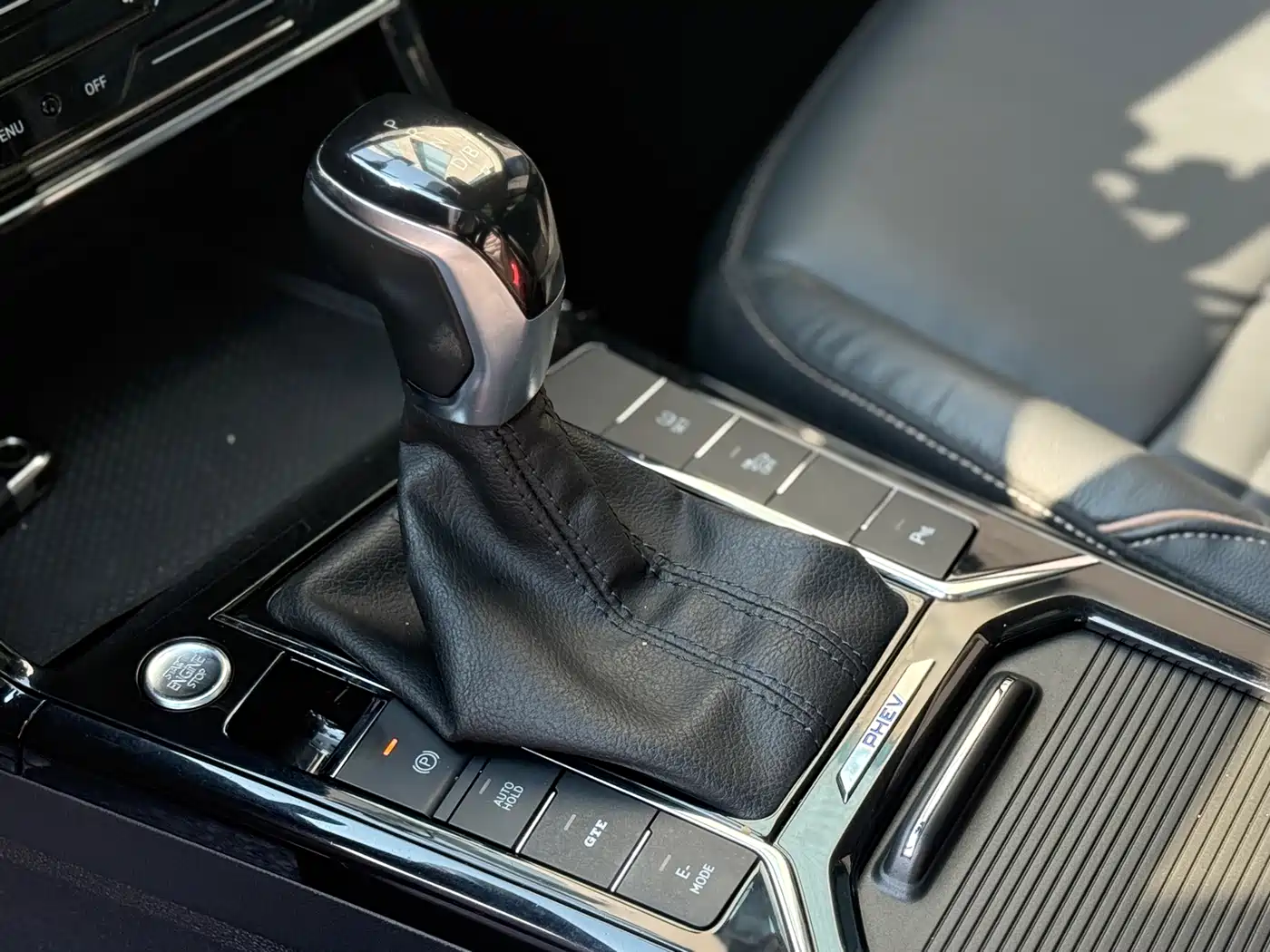 VOLKSWAGEN PASSAT NEW ENERGY