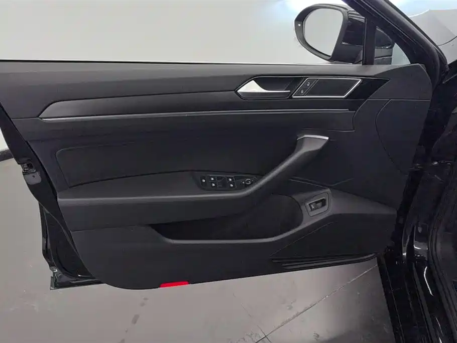 Volkswagen Magotan 2020 280TSI DSG Leading фото 7