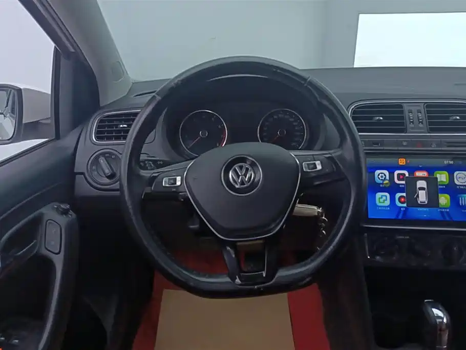 Volkswagen Polo 2018 1.5L Auto Comfort фото 15