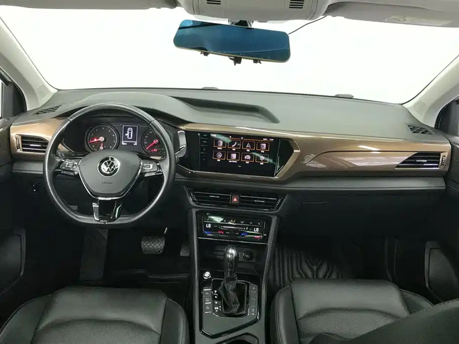 Volkswagen Tharu 2021 280TSI 2WD Luxury Plus фото 12