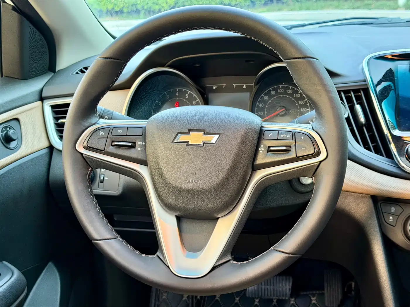 CHEVROLET CRUZE