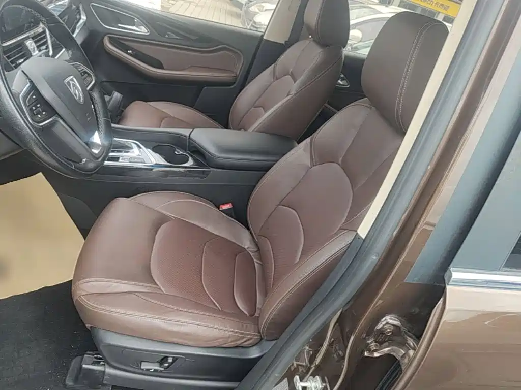 Baojun 560 2018 2017 1.5T DCT Premium Model