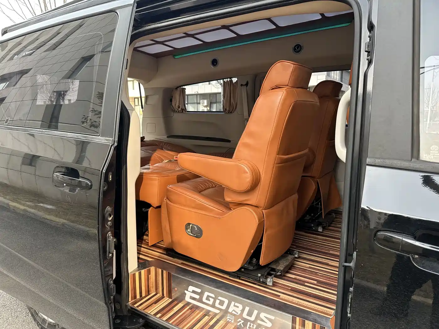 SAIC Maxus Maxus G10 2016 2.0T Automatic Elite фото 10