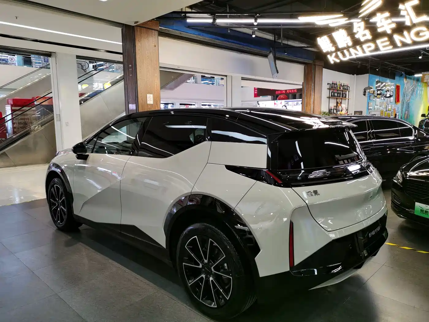 ZEEKR EXTREME KRYPTON X