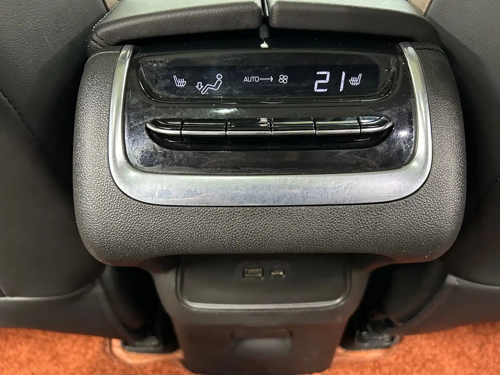 Фото 9 - Buick Enclave