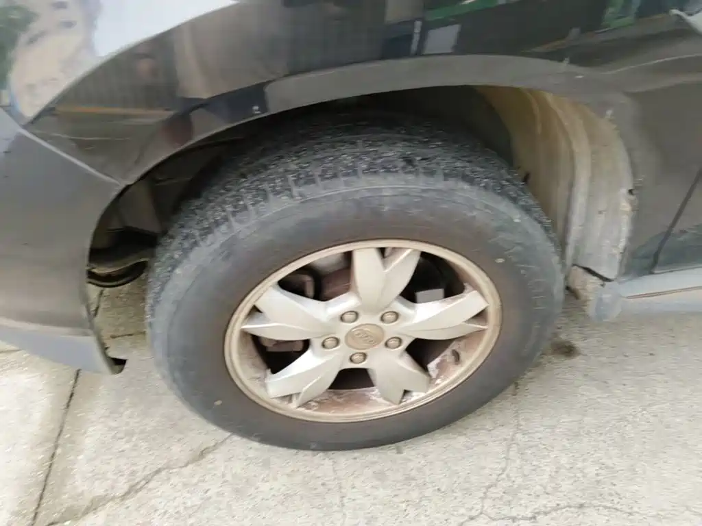 Фото 23 - BYD S6