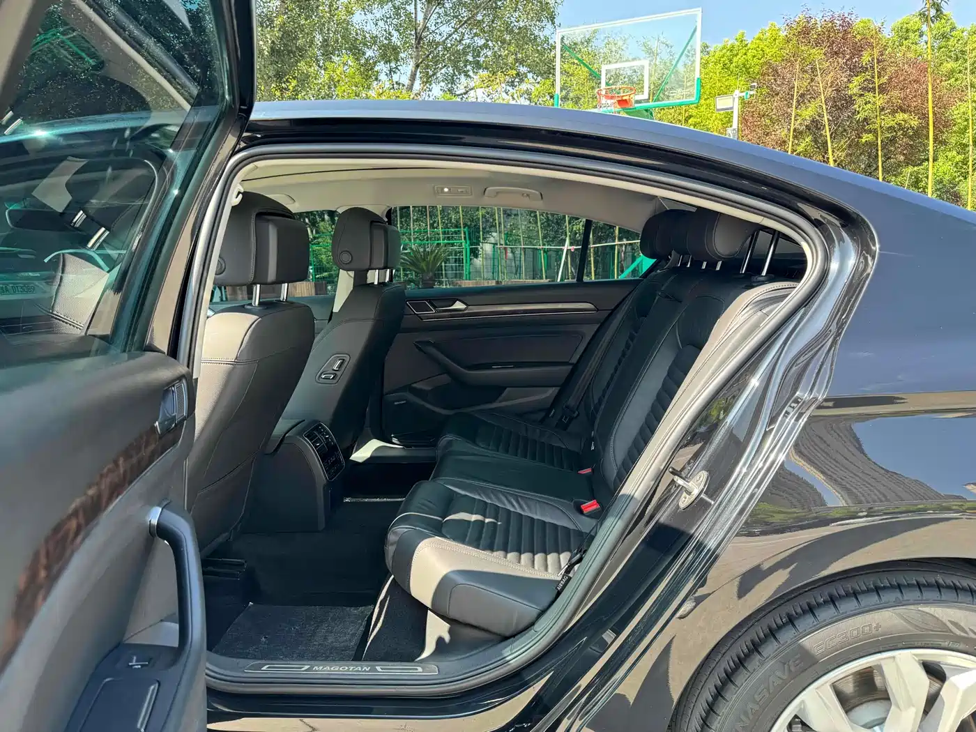 Volkswagen Magotan 2019 330TSI DSG Luxury Class China VI фото 6