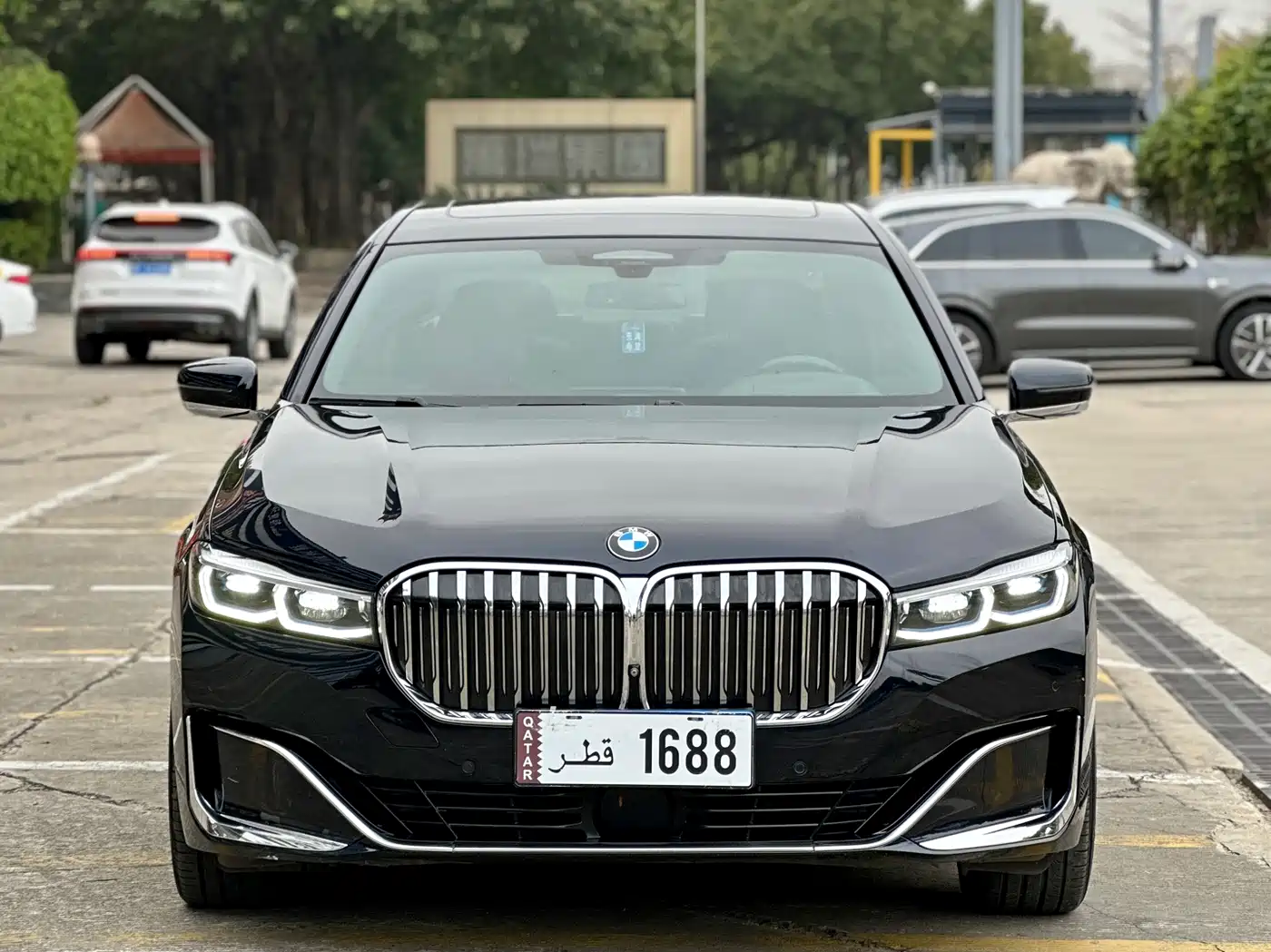 BMW 7 Series 2021 Model 740Li xDrive Executive Luxury Package фото 2