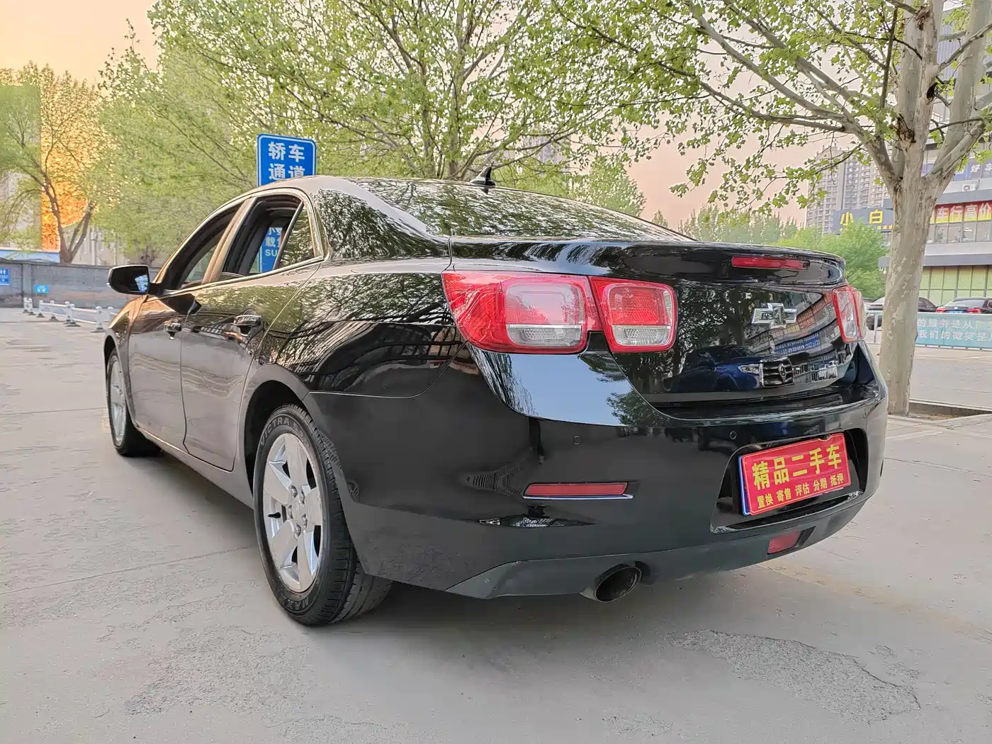 Chevrolet Malibu 2012 2.0L Automatic Luxury Edition фото 6