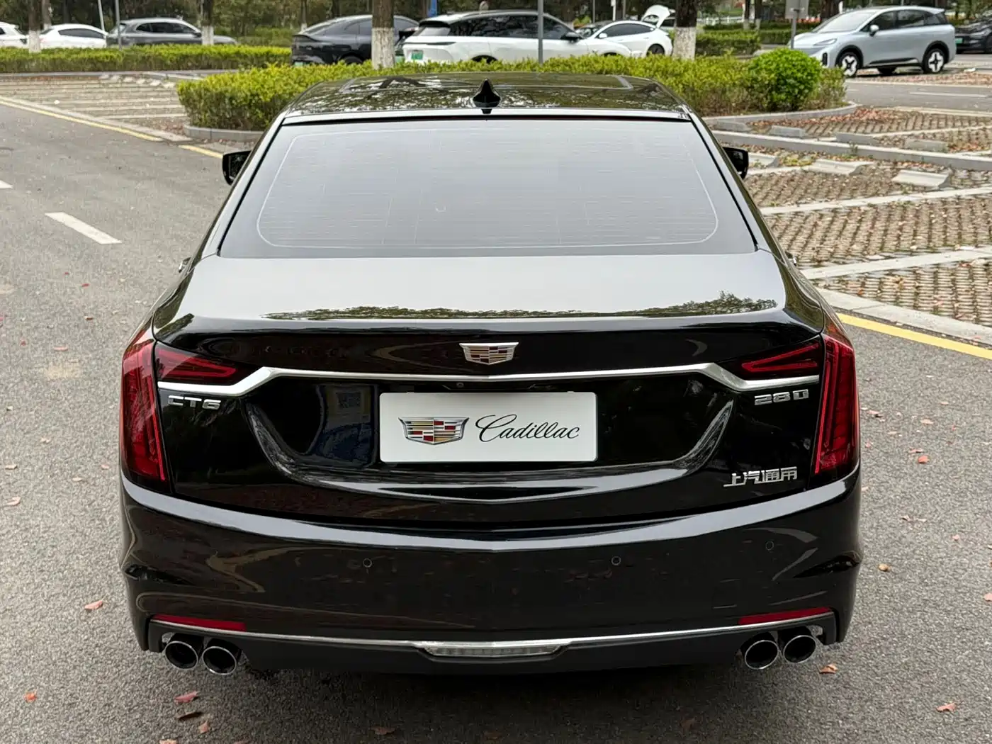 CADILLAC CT6